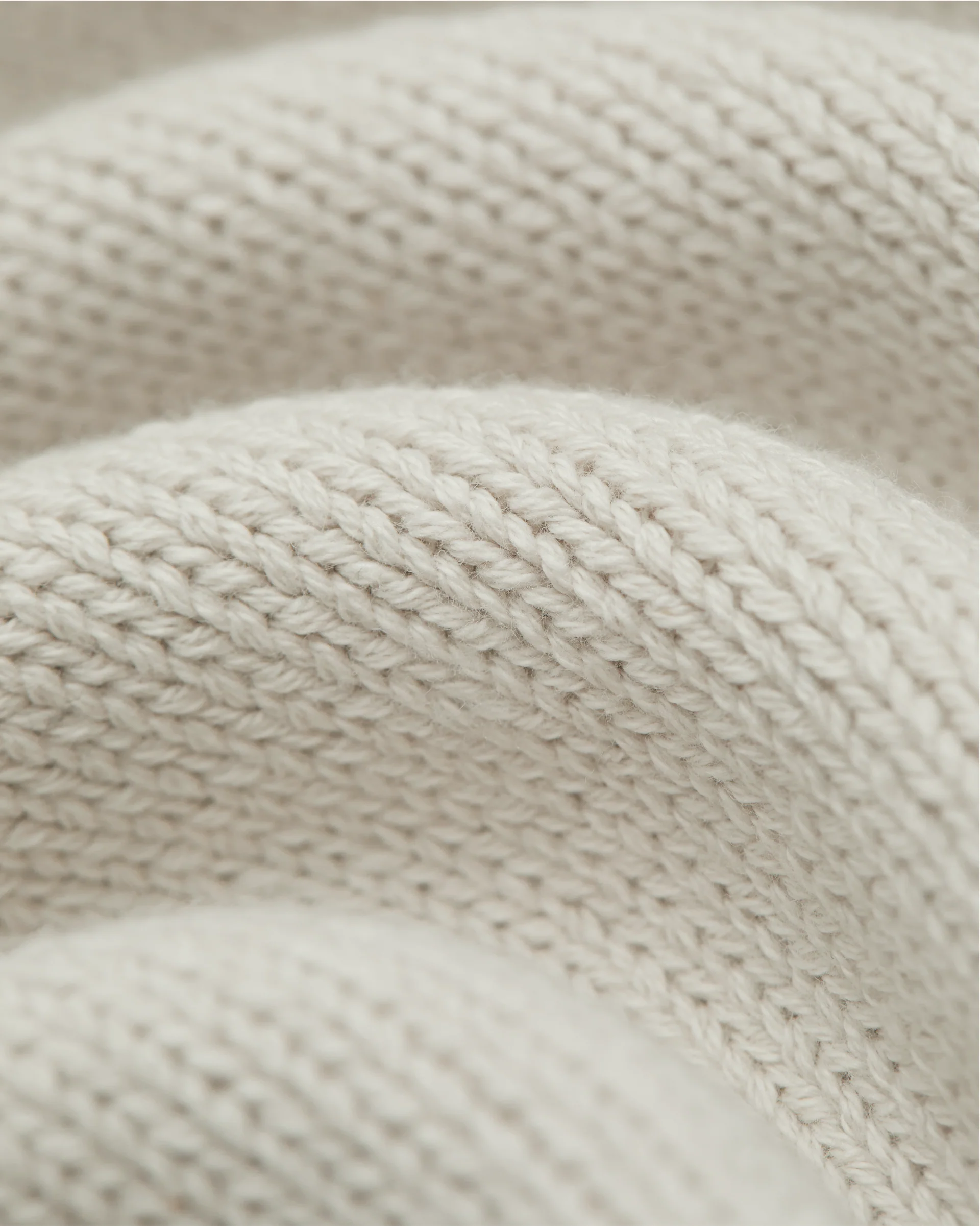 Cursive Sweater - Image 5