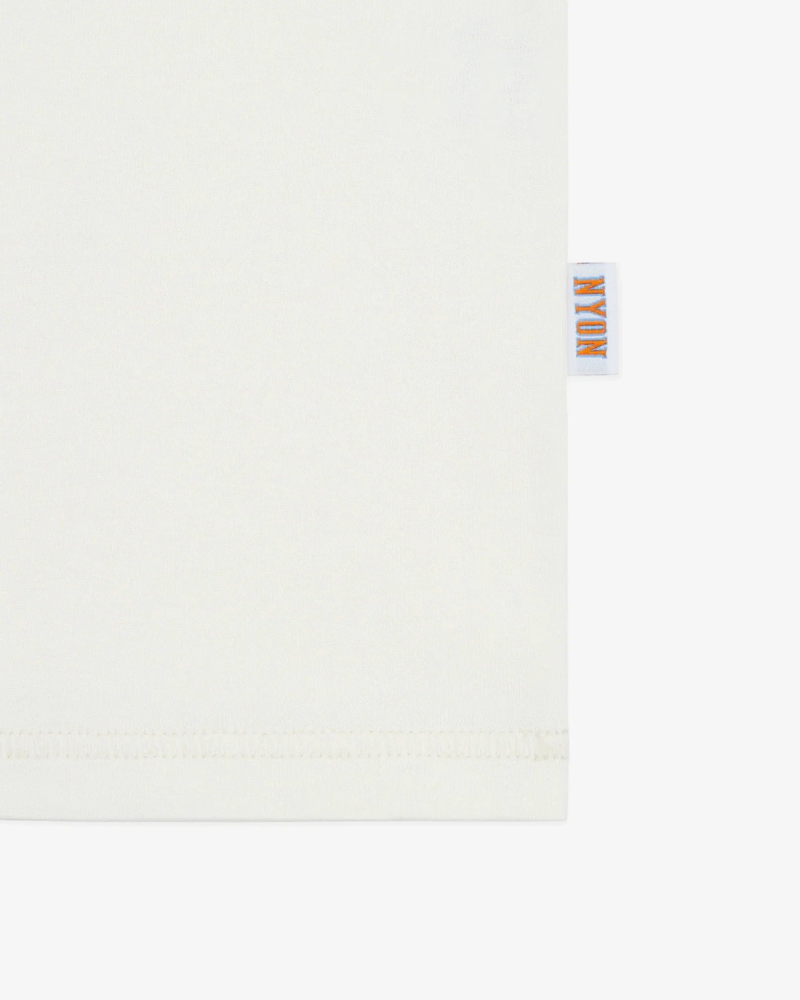 Knicks Skyscraper Oversized Crop T-Shirt - Image 8